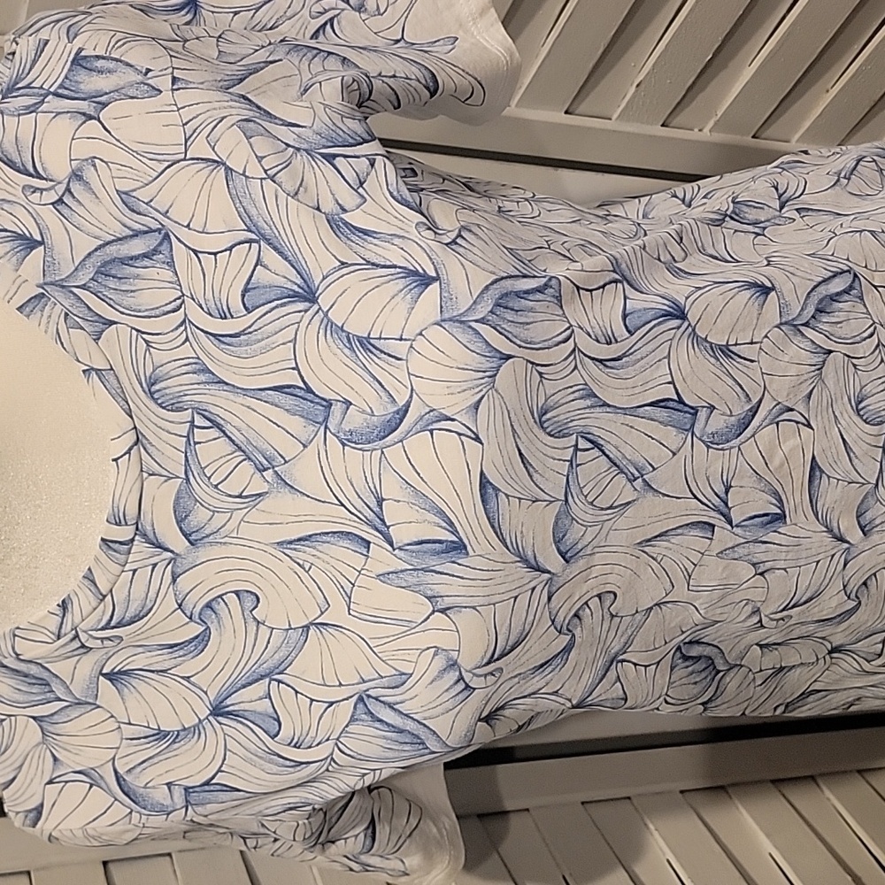 Tory Burch Blue And White Geometric Design T Shirt Size XS - Picture 2 of 6